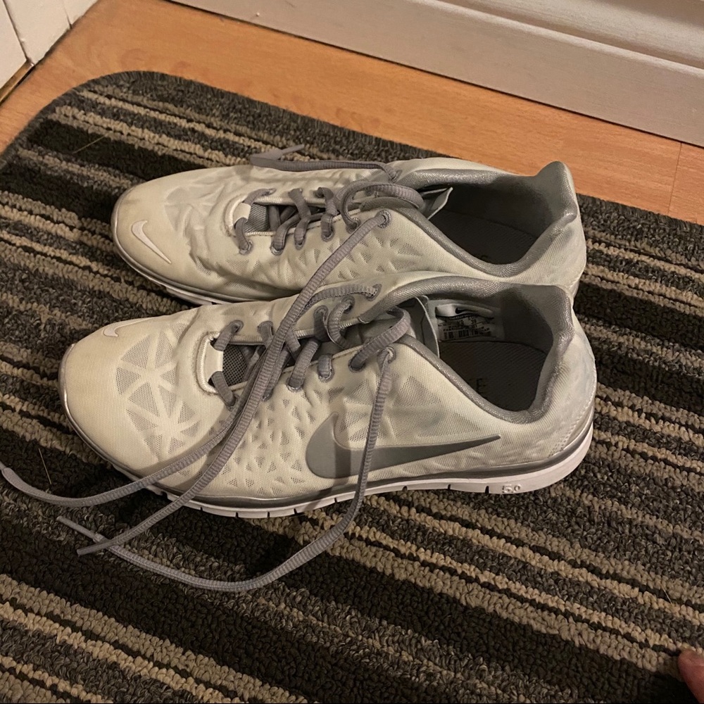 Nike Shoes Size 8